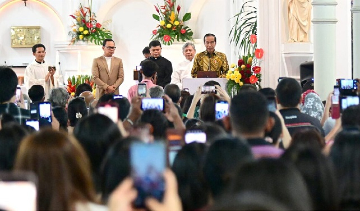 Presiden Jokowi Kunjungi Gereja Di Sekitar Kota Bogor Ucapkan Selamat