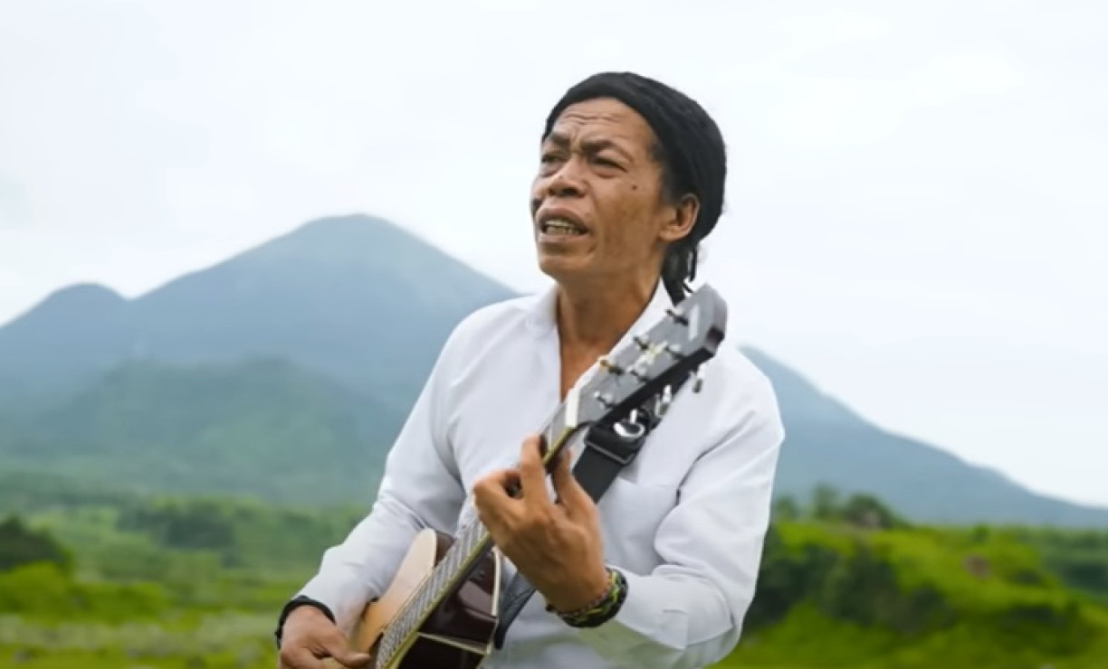 Cak Sodiq Membuat Lagu Khusus Untuk Menyambut Resepsi Satu Abad Nu