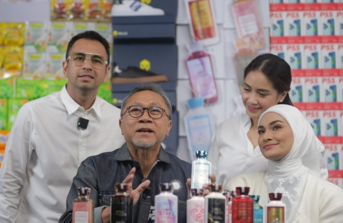 Dukung Produk Lokal, Raffi Ahmad Ajak Mendag Zulkifli Hasan Jualan Di ...